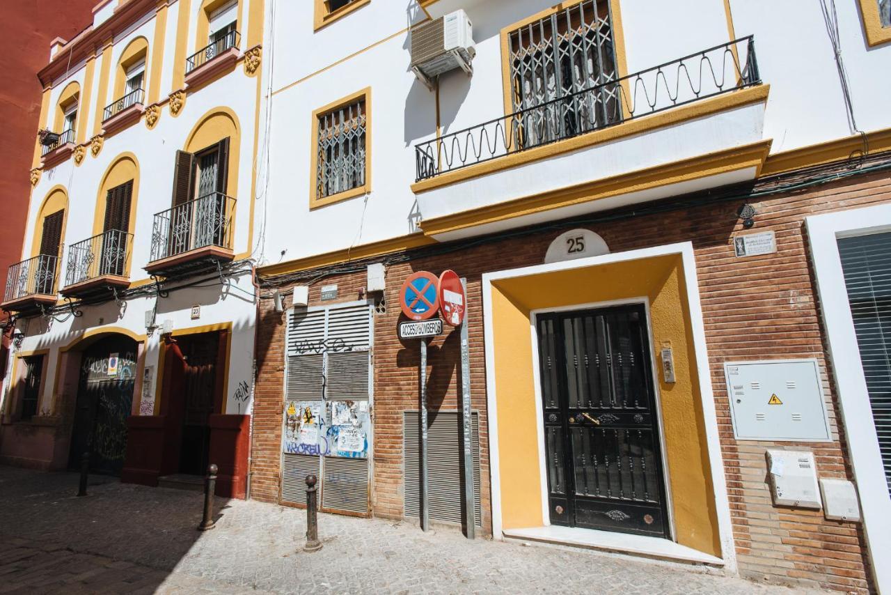 El Apartamento Del Reloj De Sol Σεβίλλη Εξωτερικό φωτογραφία