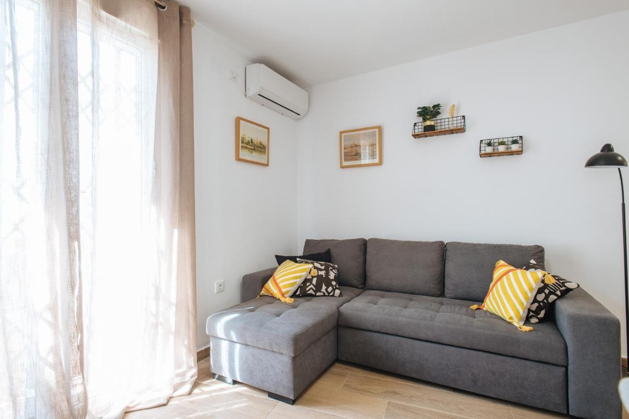 El Apartamento Del Reloj De Sol Σεβίλλη Εξωτερικό φωτογραφία