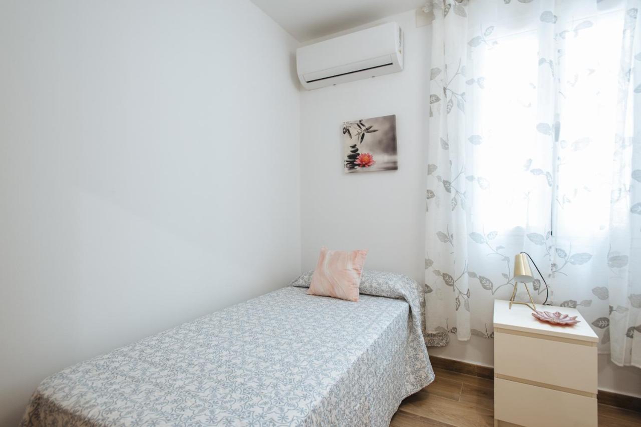 El Apartamento Del Reloj De Sol Σεβίλλη Εξωτερικό φωτογραφία